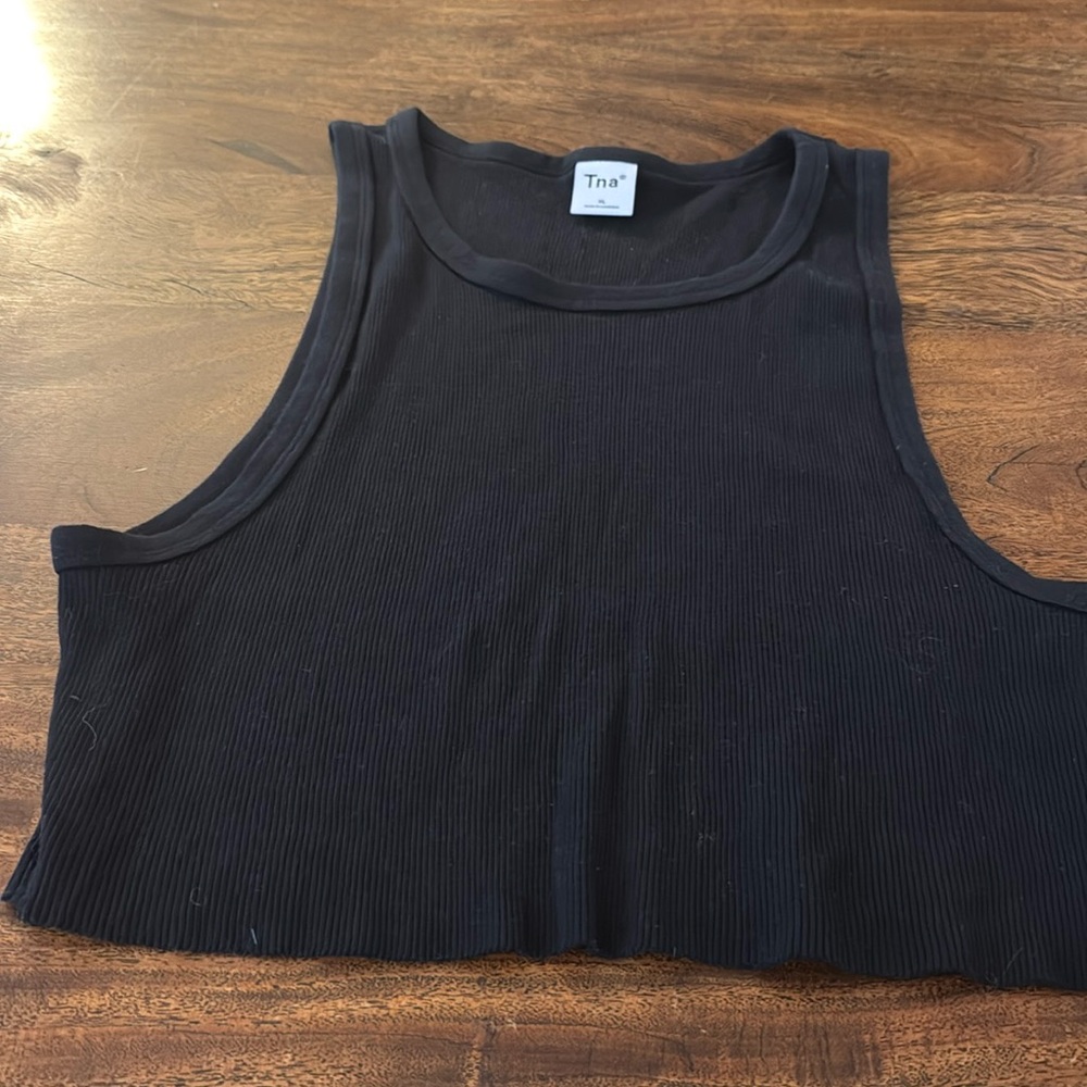 Aritzia TNA tank top black